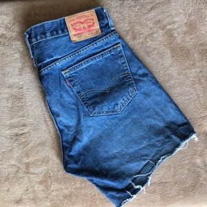 Levi Cutoff Denim Shorts size 33